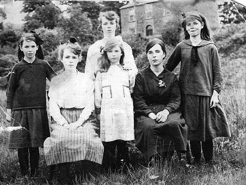 The Butler girls of Garlic Hill, Crusheen